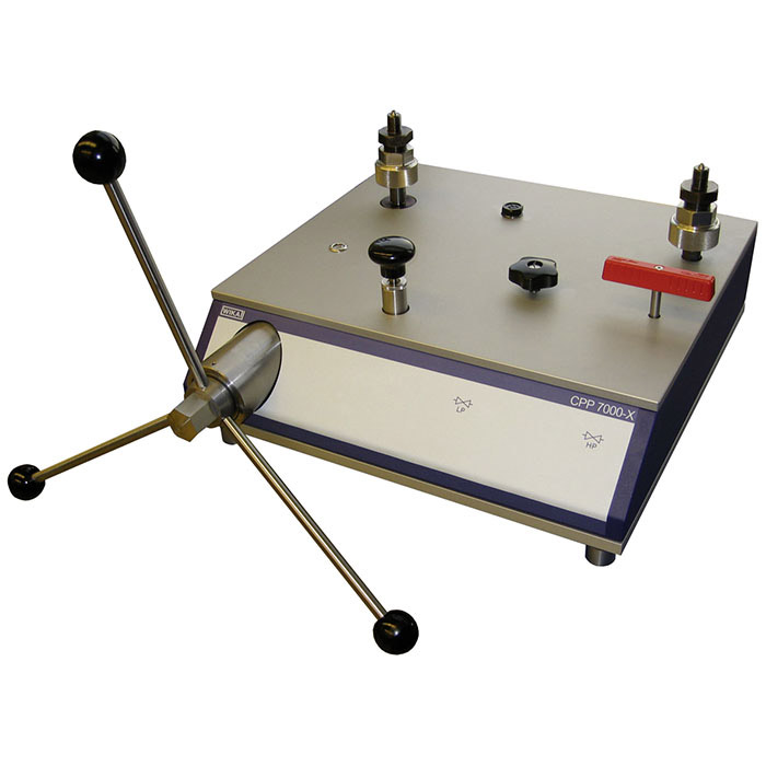 CPP7000-X hydraulic comparison test pump